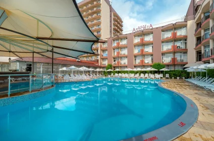 Outdoor swimming pool at MPM Hotel Astoria