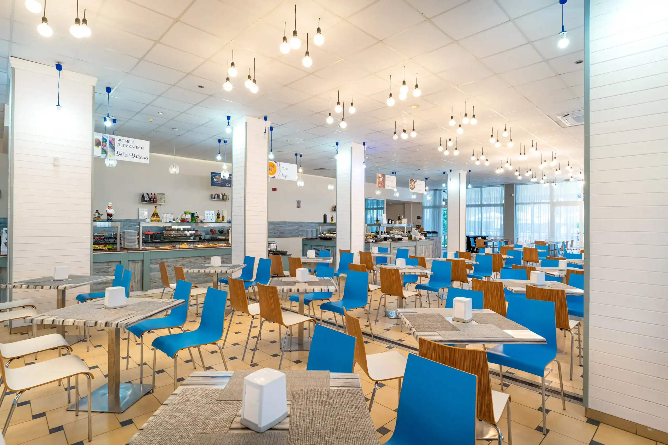 Main restaurant at MPM Hotel Astoria