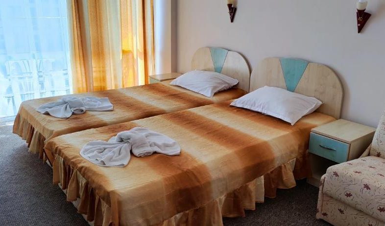 Hotel Arda twin room