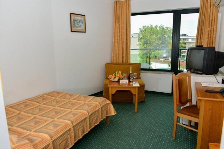 Hotel Slavyanski Single Room